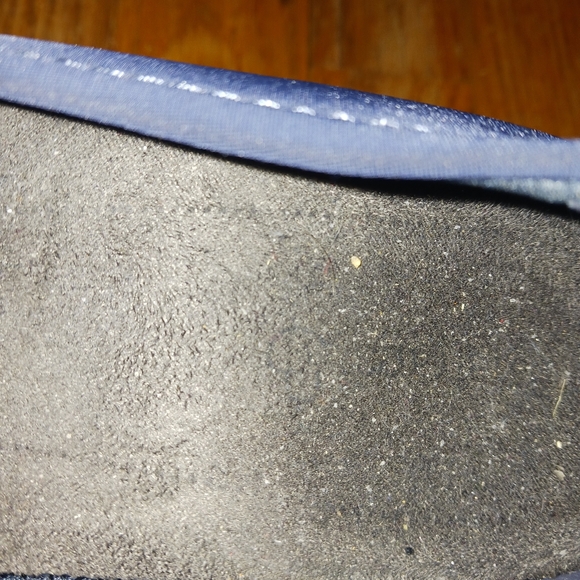 Nice ladies size 7 slip ons - Picture 6 of 7